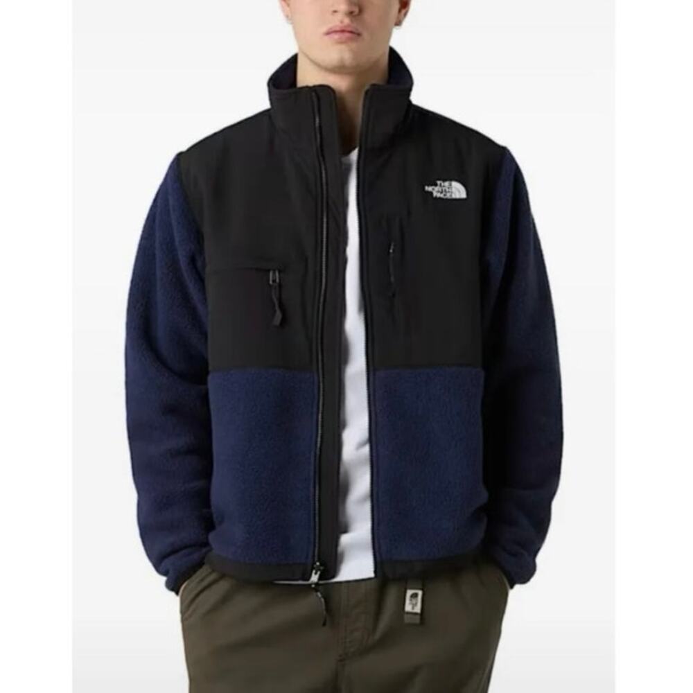Northface Men’s Denali Zip Up
 Jacket in Navy/Black size Medium